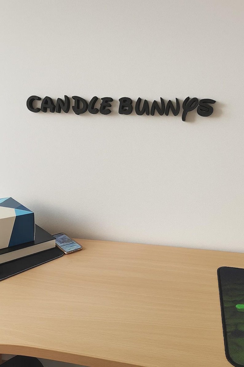 Wandbuchstaben Schriftzug Wandtext - Texturierte Deko Schriftzüge - 1cm Dick - Wandbeschriftung für Zuhause, Büro oder Geschäft – Bild 9